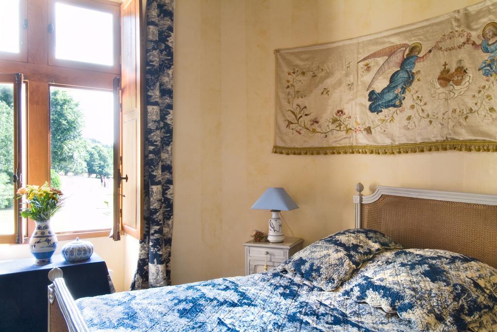 Chateau De La Roche Martel Bed and Breakfast Roiffé Camera foto